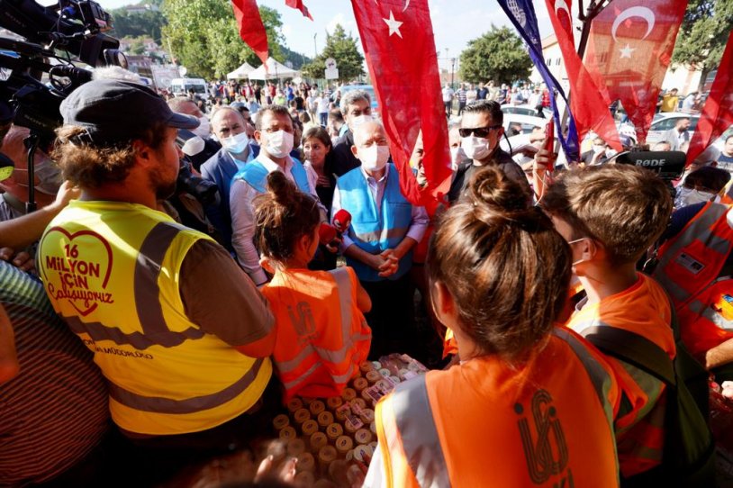 Sel felaketinde ailesini kaybeden yurttaştan Kılıçdaroğlu'na yürek dağlayan sözler - Resim : 2