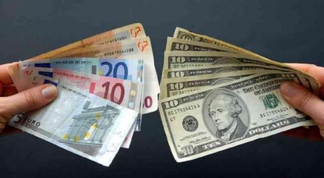 Dolar ve Euro'da hareketlilik