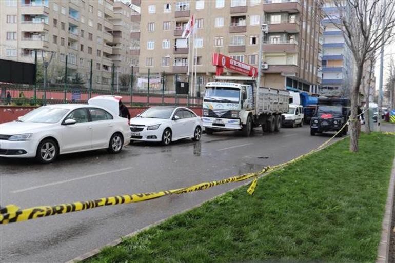 Diyarbakır'da Et ve Süt Kurumu binasına saldırı girişimi Gerçek Gündem