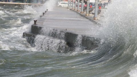 Meteoroloji Den Bir Firtina Uyarisi Daha Gercek Gundem