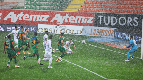 Alanyaspor - Sivasspor maÃ§Ä± yarÄ±da kaldÄ± - GerÃ§ek GÃ¼ndem