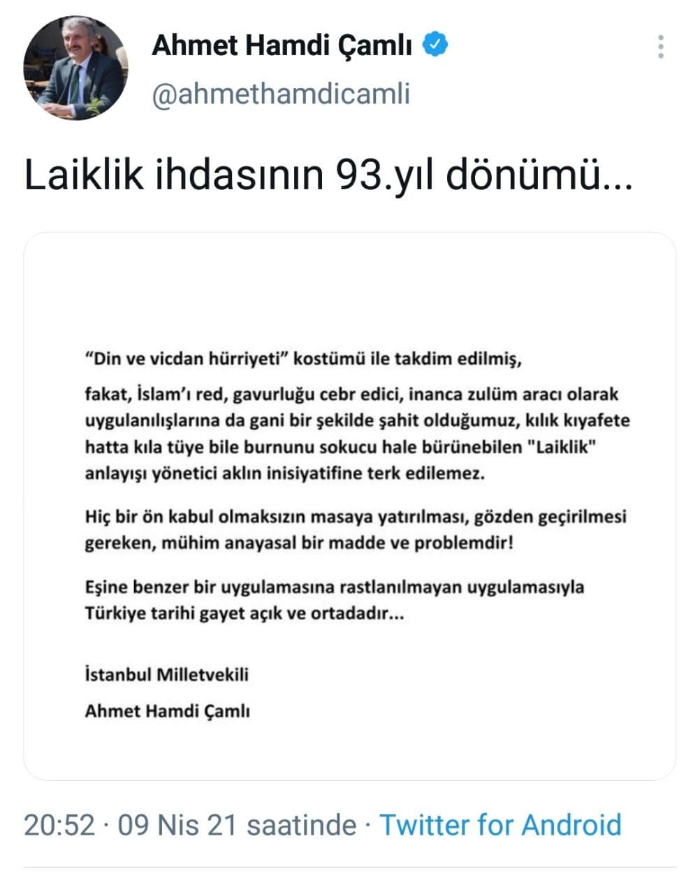 'Yeliz'den sonra iktidar yanlısı yazar da laikliği hedef aldı - Resim : 1