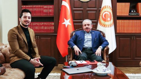 Tutuklama parti içindeki kavgayı su yüzüne çıkardı: TBMM Başkanı Şentop AKP'li trolle sosyal medyada atıştı